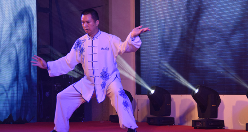 太極表演《男兒當自強》 太極表演《男兒當自強》